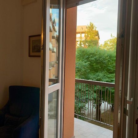 Comfortable Apartament 2 Bedroom Suitable 2-5 Pax Болоня Екстериор снимка
