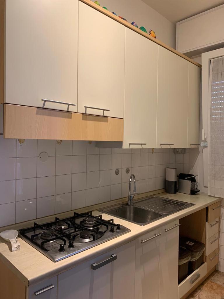 Comfortable Apartament 2 Bedroom Suitable 2-5 Pax Болоня Екстериор снимка